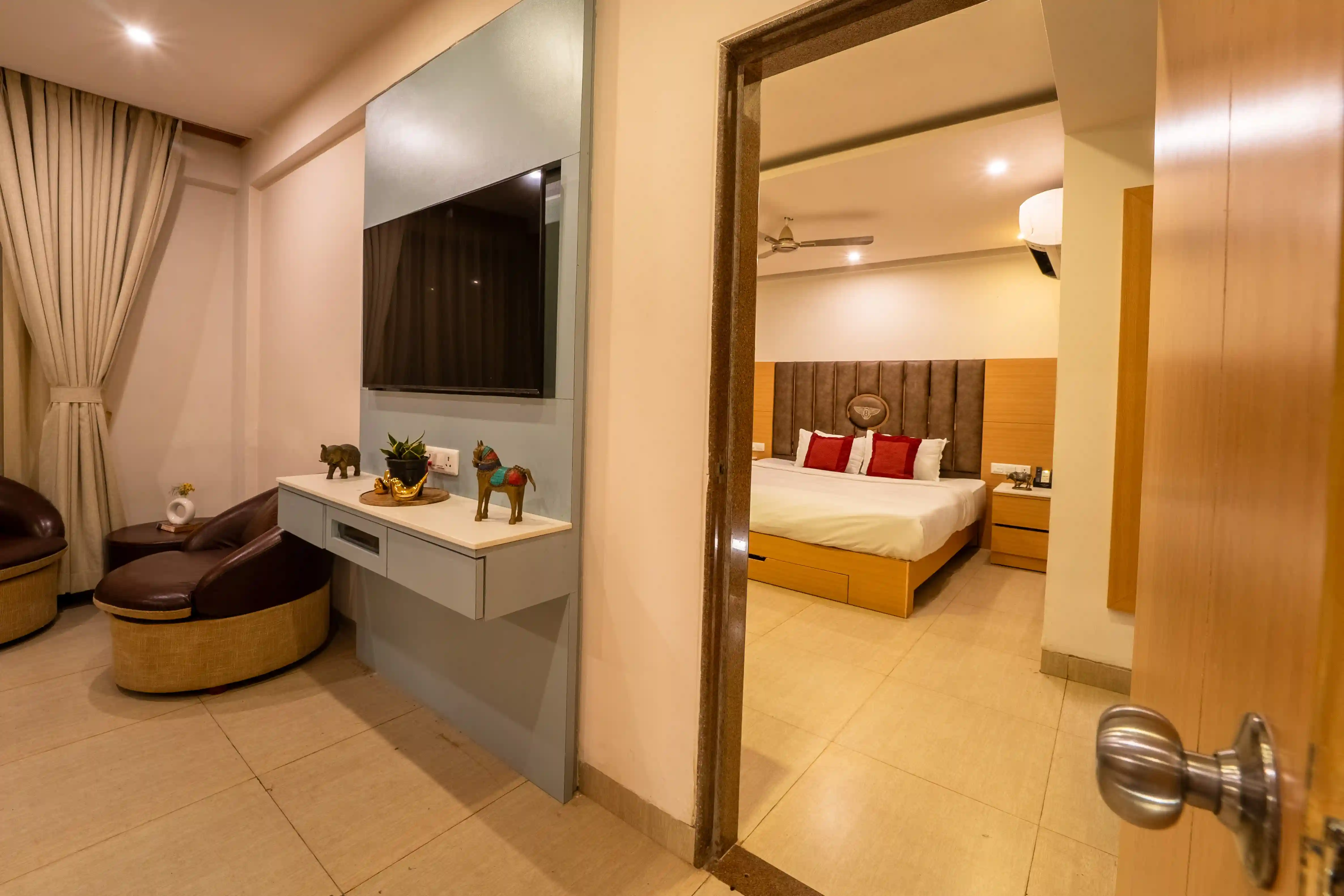 Grande Premier Room