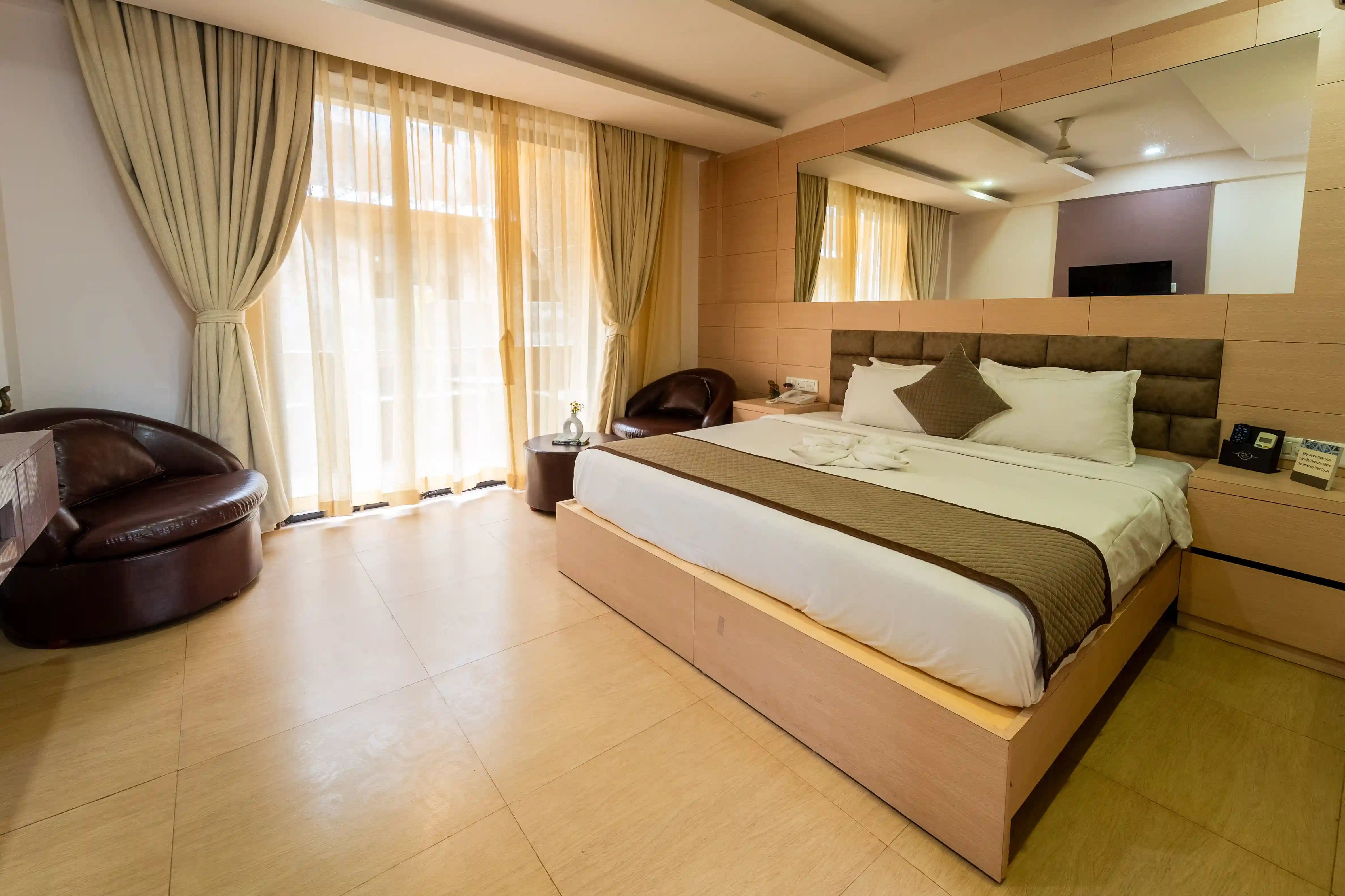 Grande Premier Room