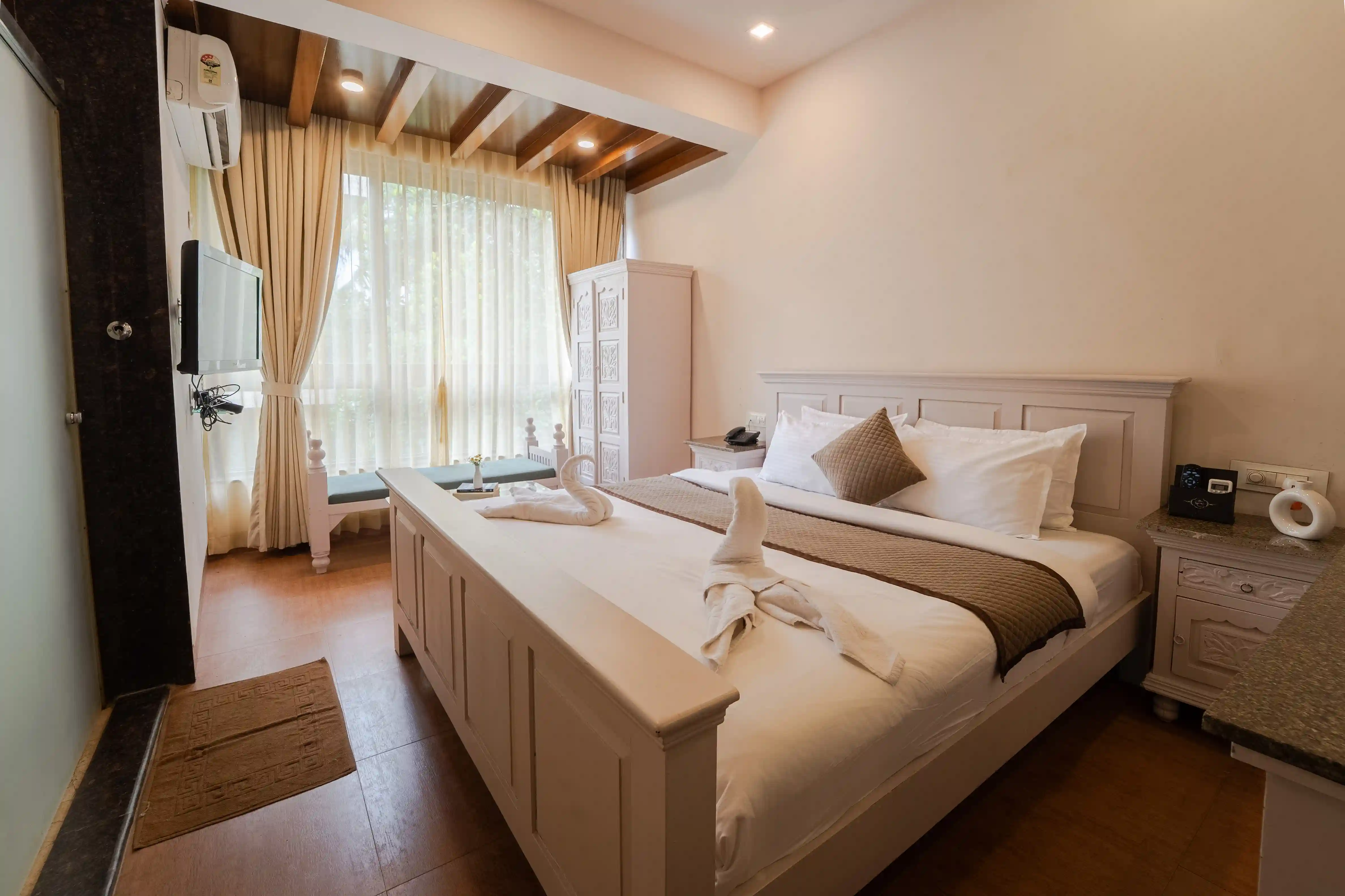 Honeymoon Room