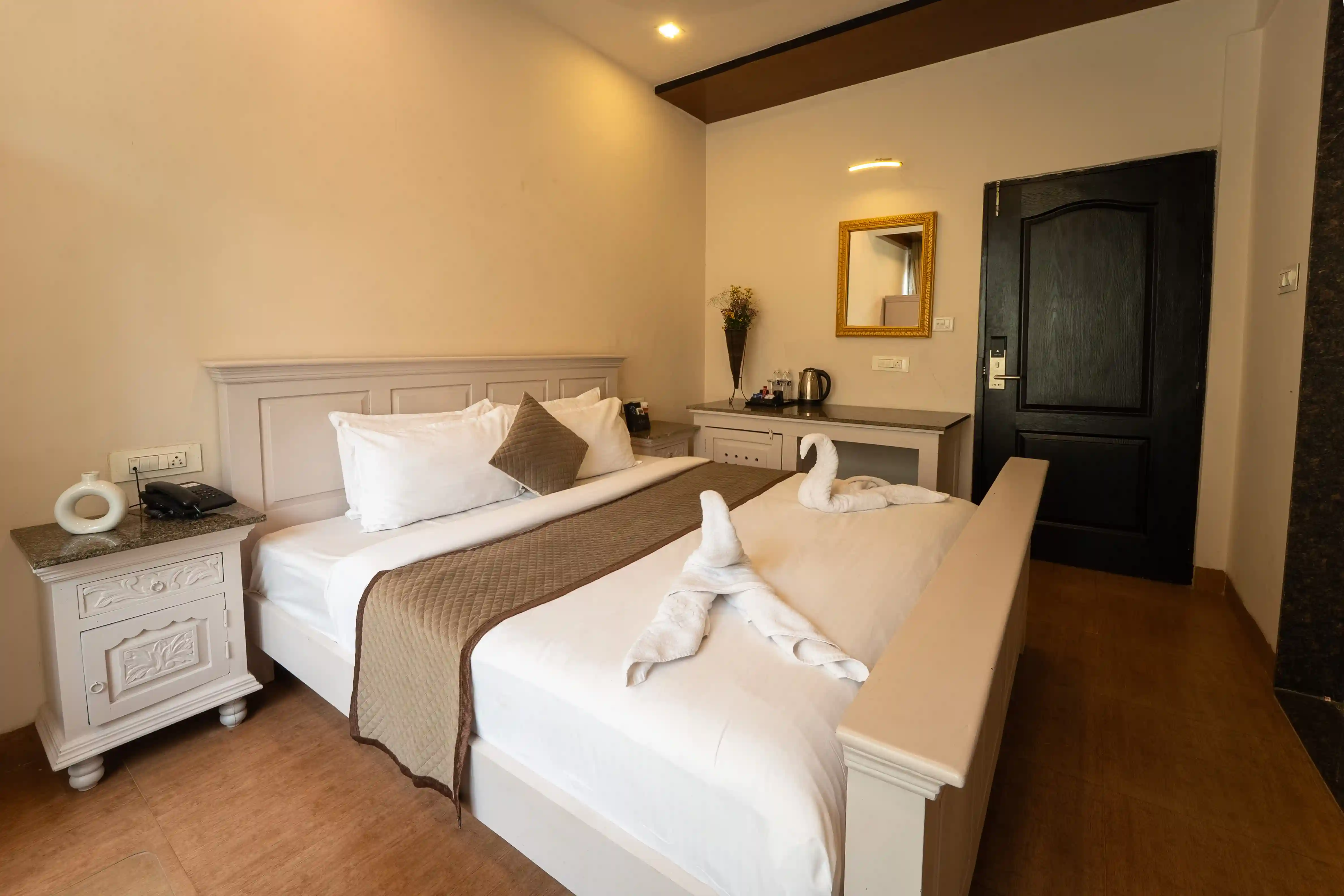 Honeymoon Room