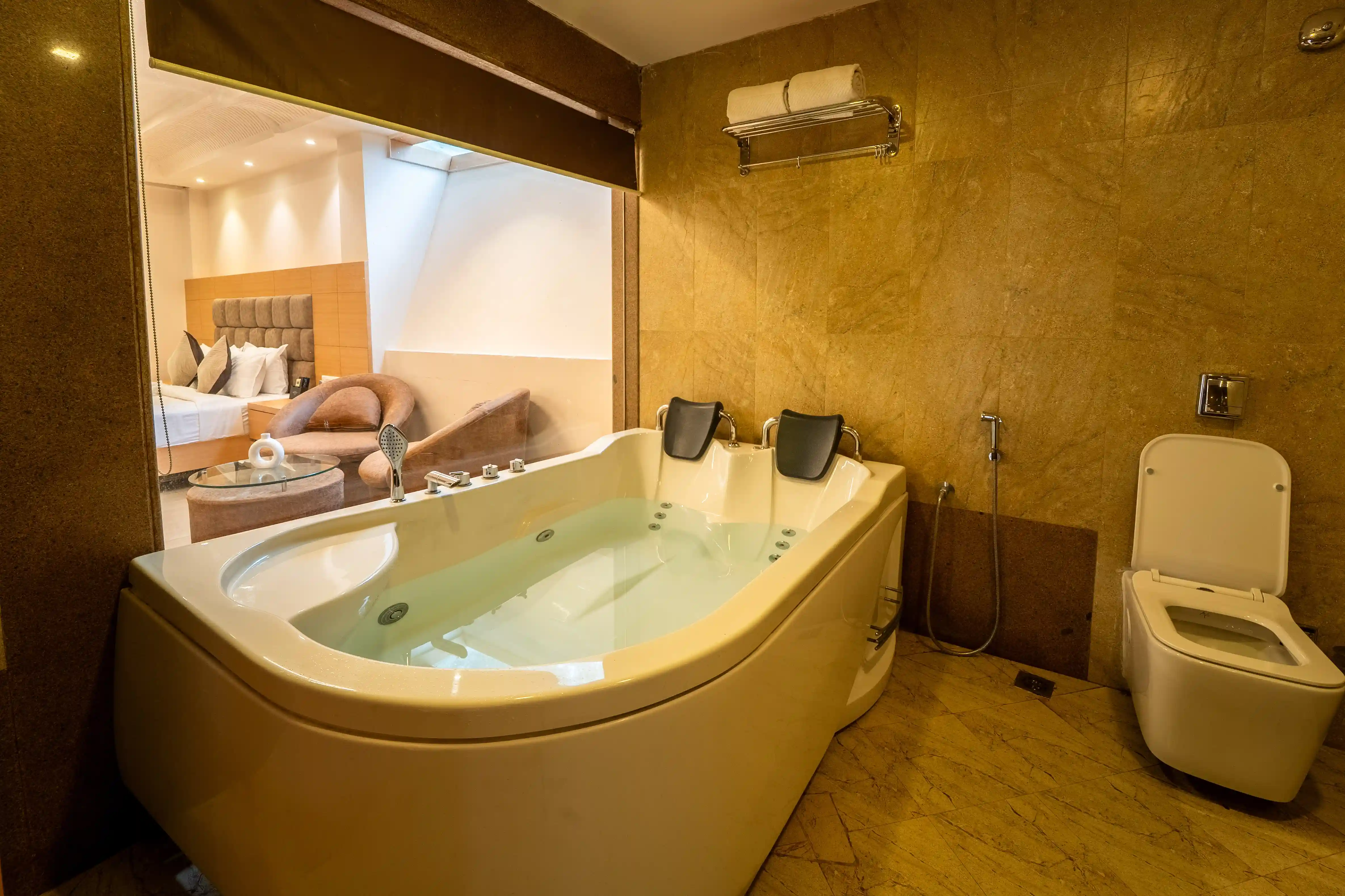 Grandeur Luxury Rooms